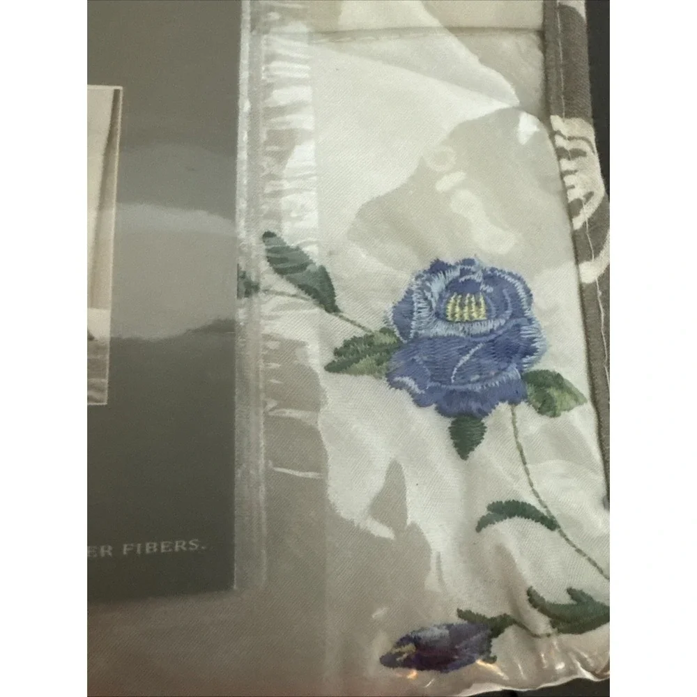 Tanzie Luxury‎ Sham Standard 20 X 26 Purple Embroidered Flowers Quilted-2